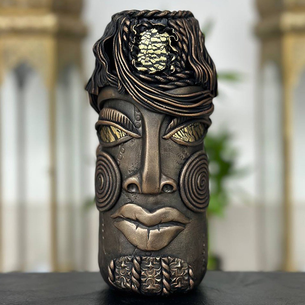 Vase Face 2: Handmade Artistic Vase by MyTalent