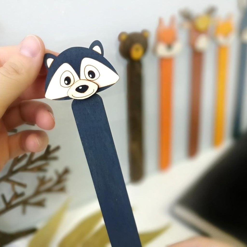 RACCOON Bookmark: Hand Painted Birch Plywood for Book Lovers