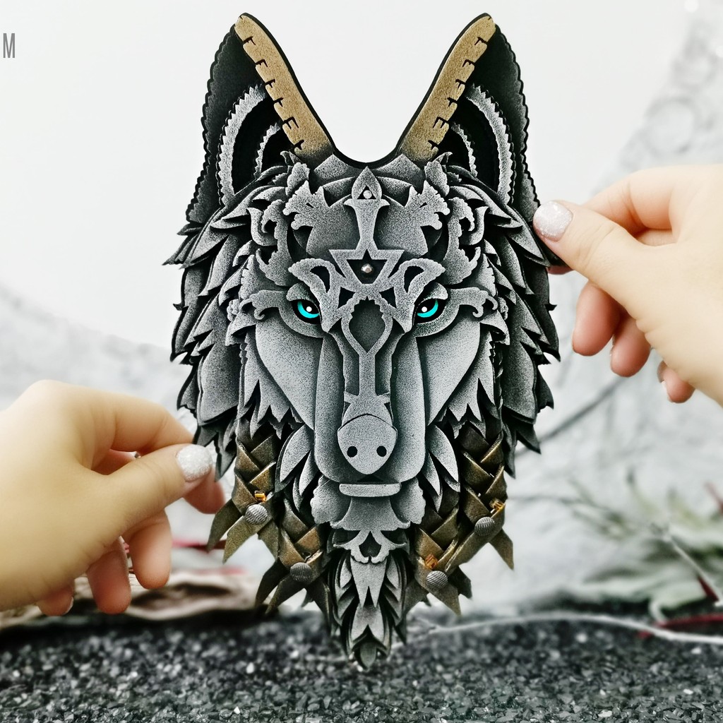 Grey Wolf Totem Ornament – Meaningful Spirit Animal Gift for Men